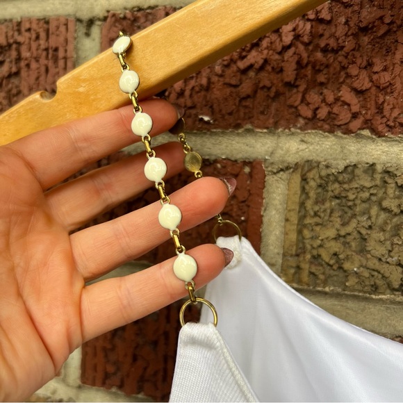 Express Cream White Pleated Gold Chain Linked Halter Sleeveless Tank Top - Picture 3 of 4